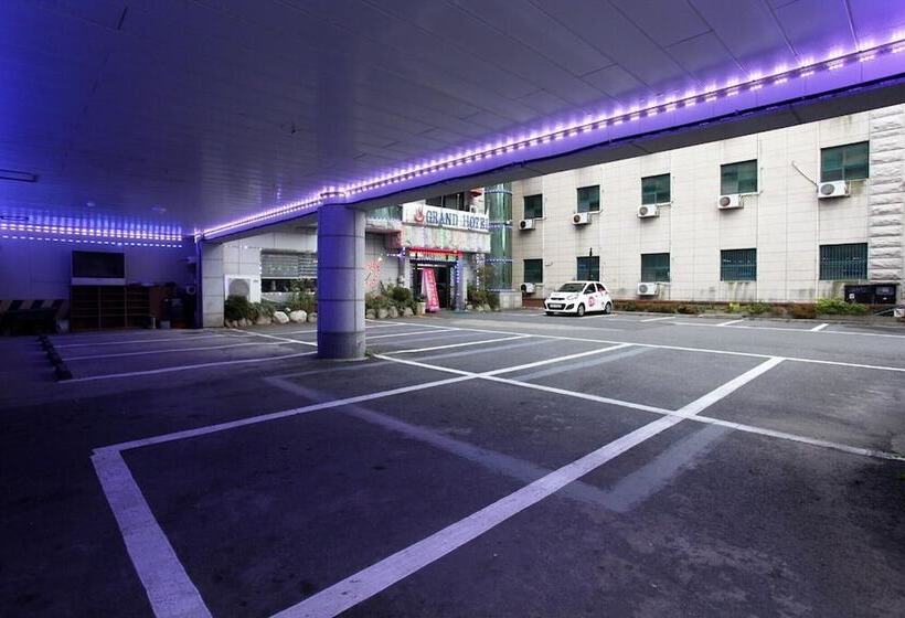 Motel Boryeong Grand
