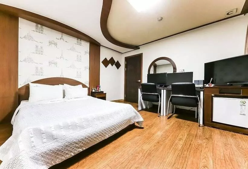 モーテル Boryeong Grand