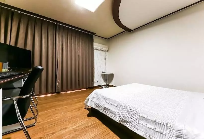 モーテル Boryeong Grand