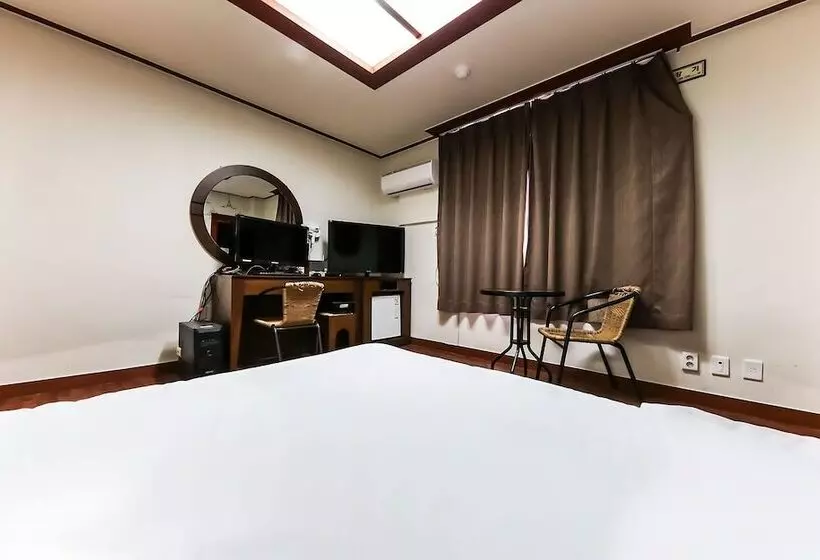 モーテル Boryeong Grand