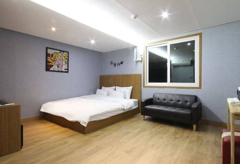 모텔 Busan Haeundae T Stay
