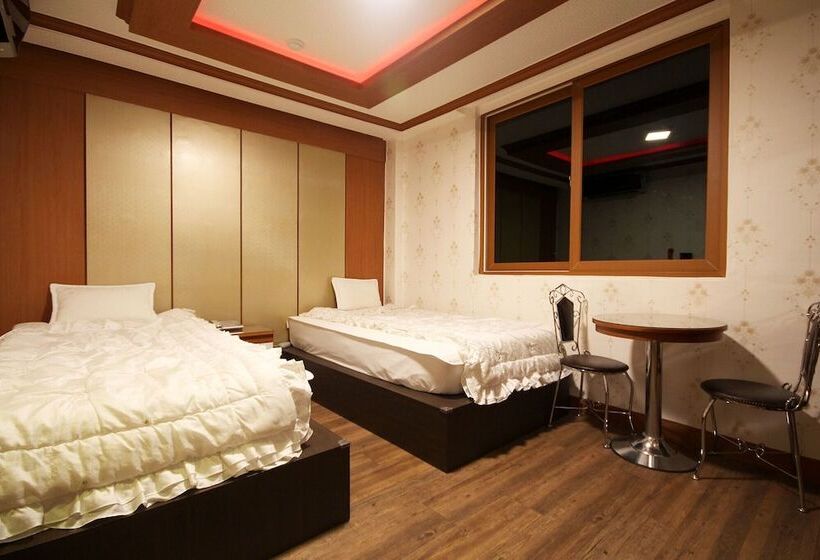 Motel Gyeongju Nine