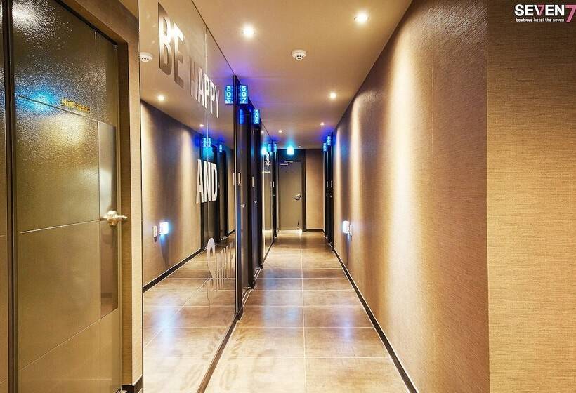 Motel Jinju Hotel Seven