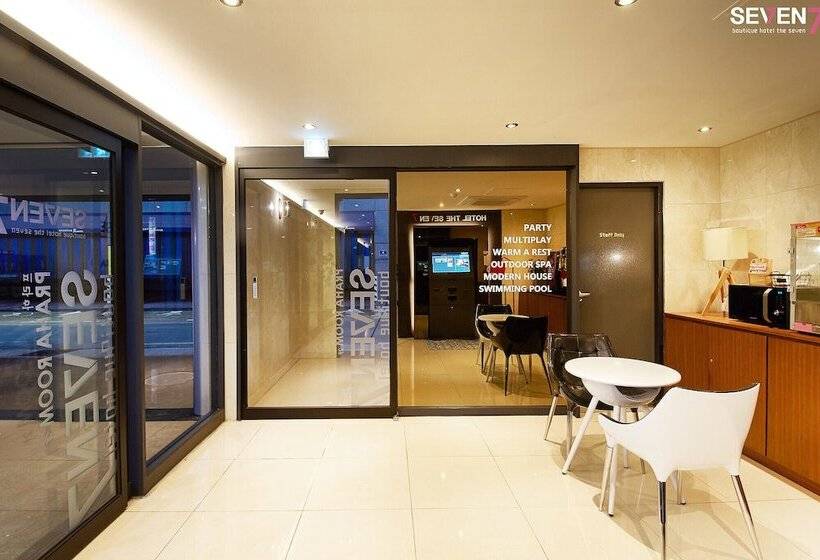 Motel Jinju Hotel Seven