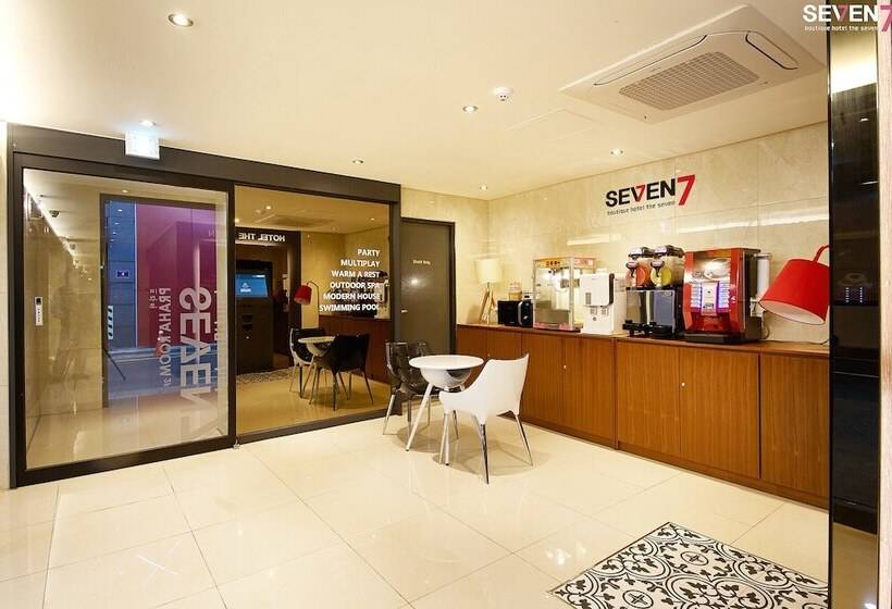 Motel Jinju Hotel Seven