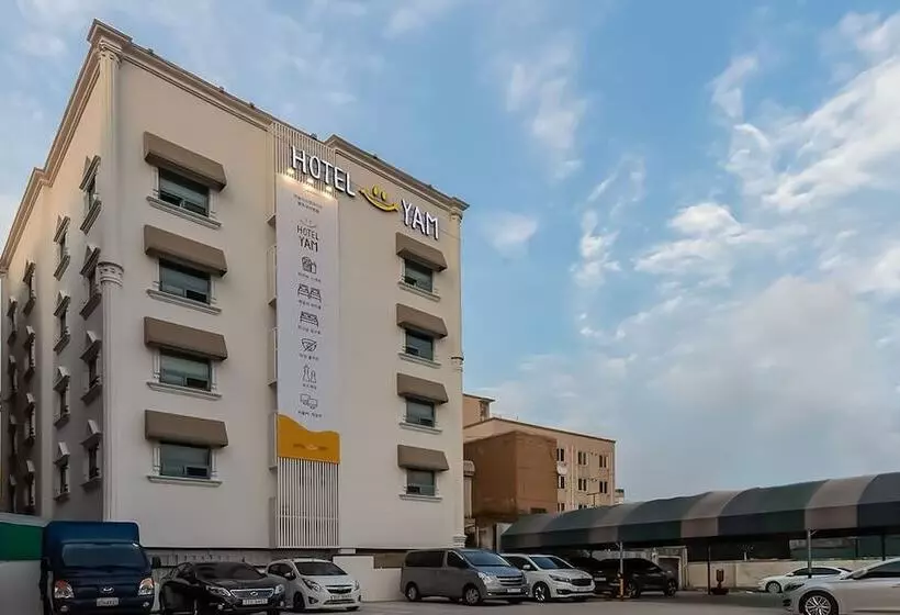 モーテル Yam