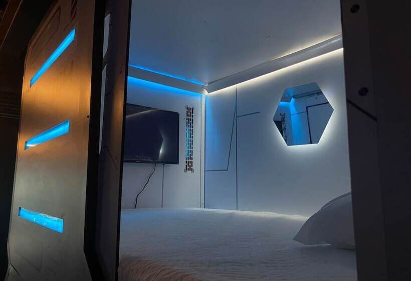 هاستل Hostal Caps San Diego