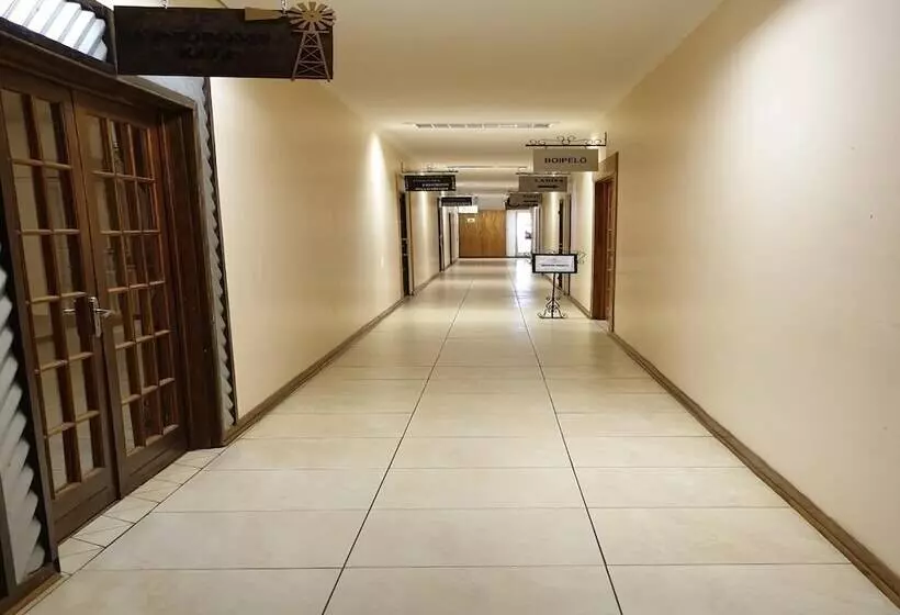 ベッドアンドブレックファースト Kuruman Lodge By Country Hotels