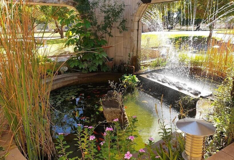 住宿加早餐  Kuruman Lodge By Country Hotels