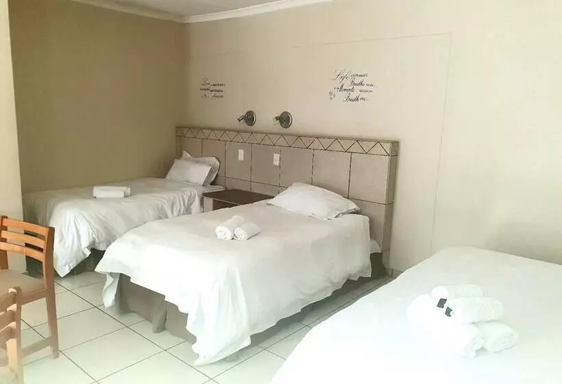 ベッドアンドブレックファースト Kuruman Lodge By Country Hotels