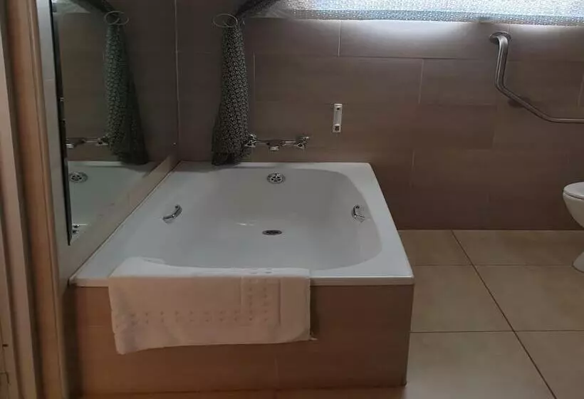 ベッドアンドブレックファースト Kuruman Lodge By Country Hotels