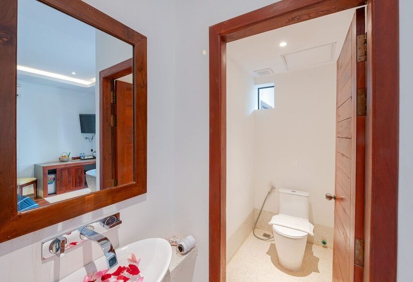 Bed and Breakfast Victoria Central Residence