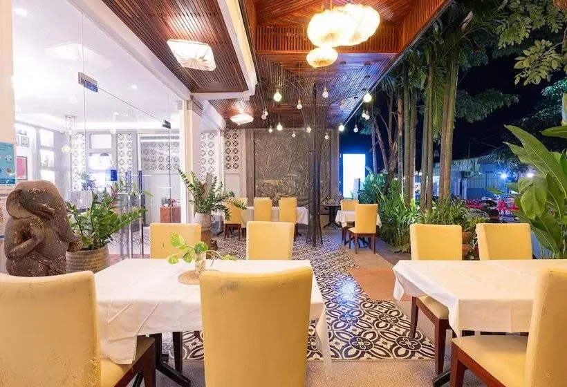 تختخواب و صبحانه Victoria Central Residence