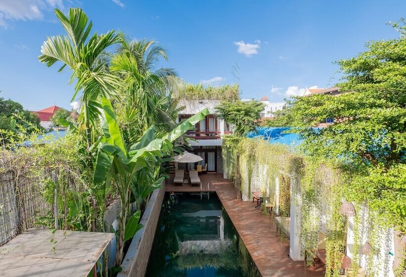 Bed and Breakfast Victoria Central Residence