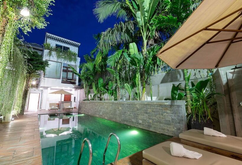 Bed and Breakfast Victoria Central Residence