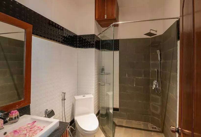 تختخواب و صبحانه Victoria Central Residence