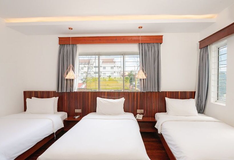 Bed and Breakfast Victoria Central Residence