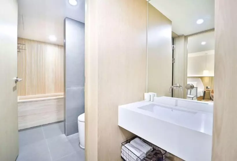 Brown Dot Hotel Yeongdo Daegyo