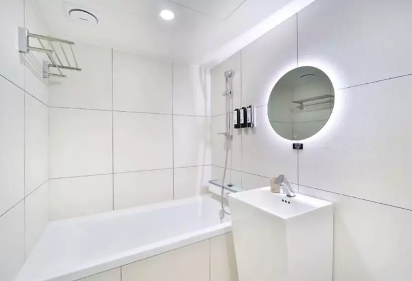 Brown Dot Hotel Yeongdo Daegyo