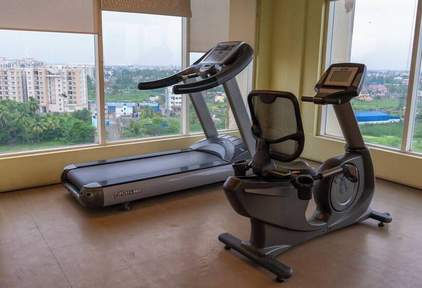 Goroomgo Indeedcare Hotel & Resorts Kolkata