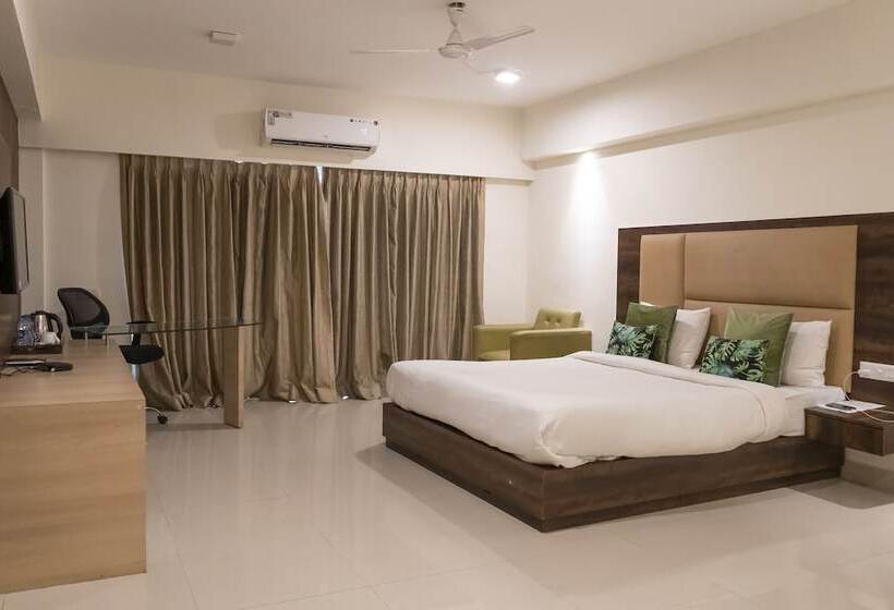 Goroomgo Indeedcare Hotel & Resorts Kolkata