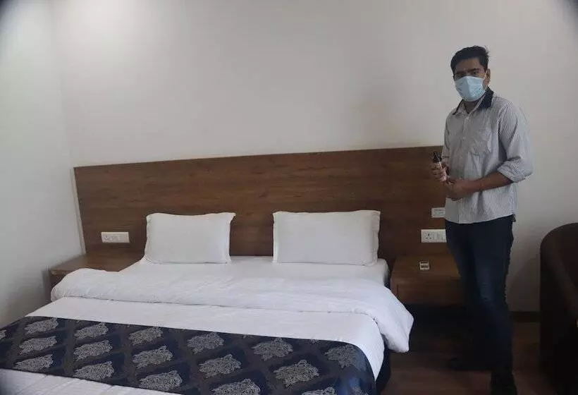 Heaven7 Hotel & Resort