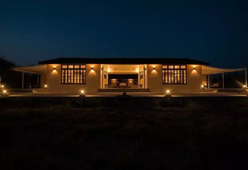 ホテル Bijapur Lodge