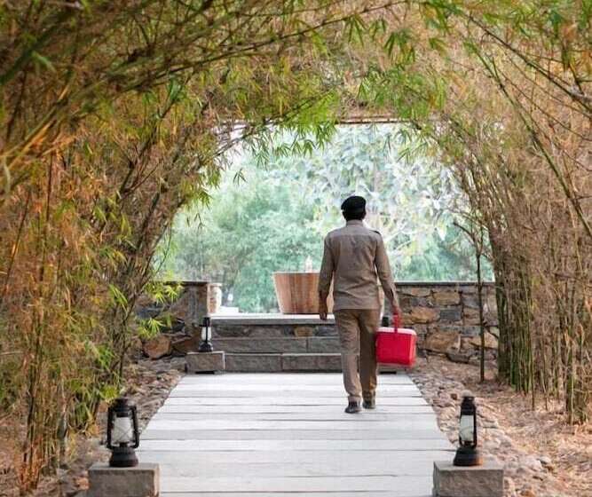 فندق Bijapur Lodge