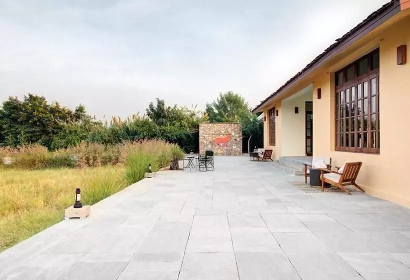 ホテル Bijapur Lodge