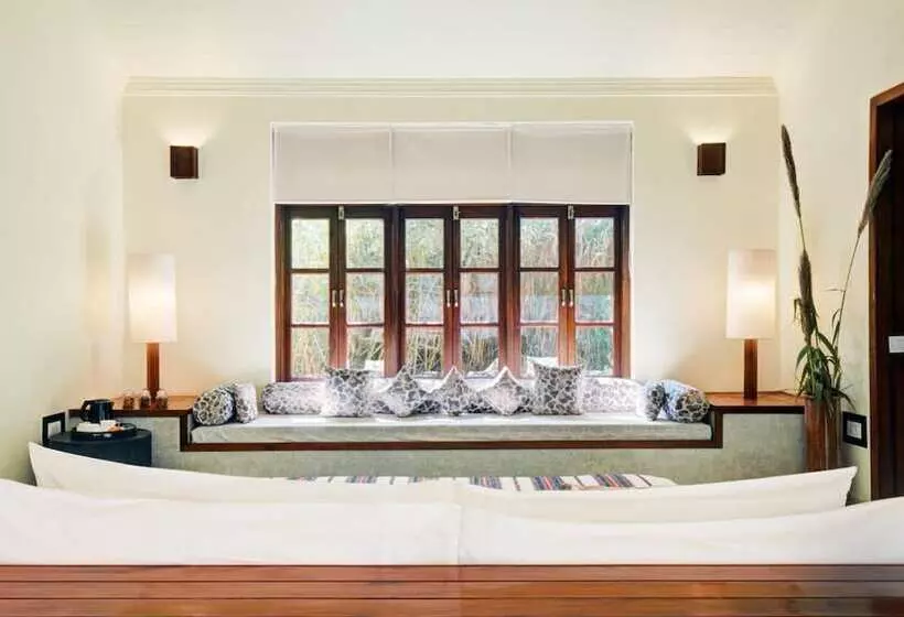 ホテル Bijapur Lodge