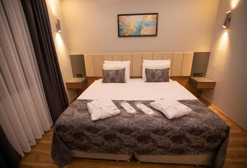 בית מלון כפרי Divares Luxury