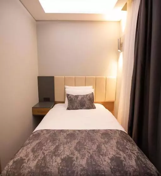 ホテル Divares Luxury