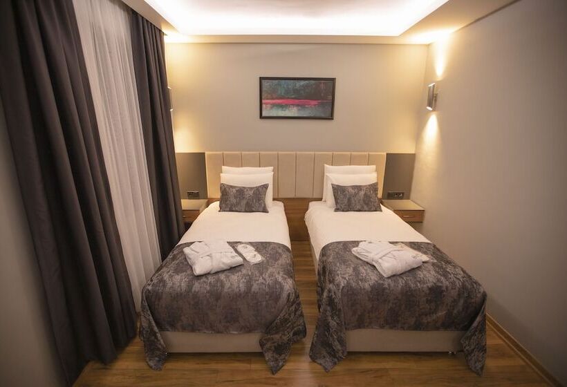 בית מלון כפרי Divares Luxury