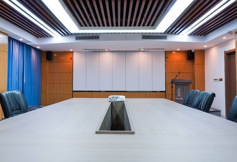 בית מלון כפרי G.c Royal