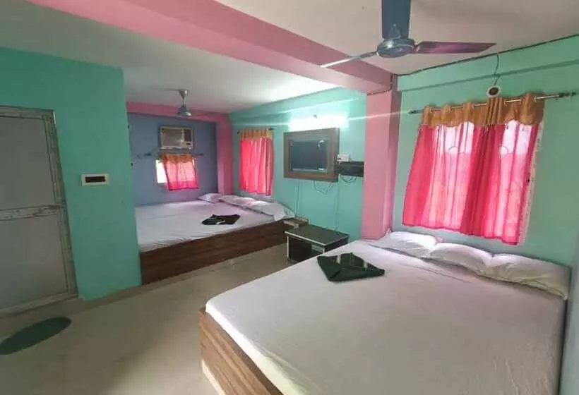 ホテル Goroomgo Gurukul Tarapith Kolkata