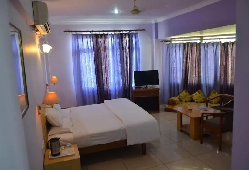 ホテル Grand Riviera