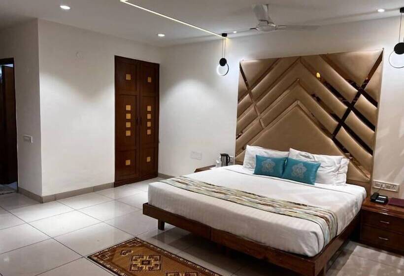 호텔 Grand Riviera