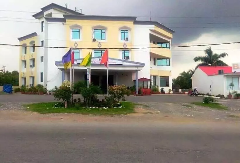 ホテル Grand Riviera