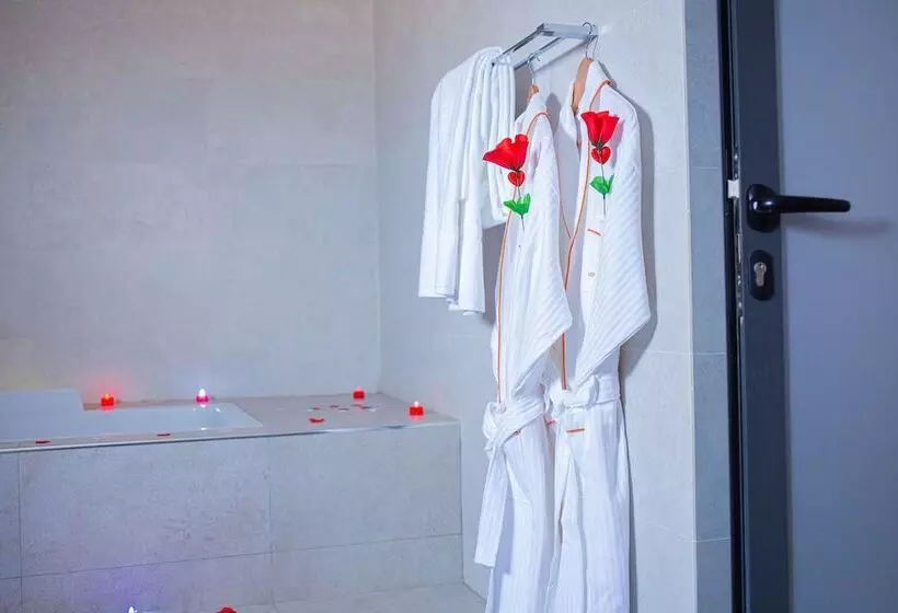 هتل Hôtel Résidence Khadija