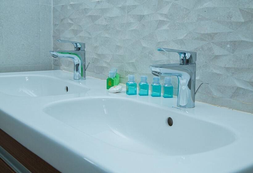 هتل Hôtel Résidence Khadija