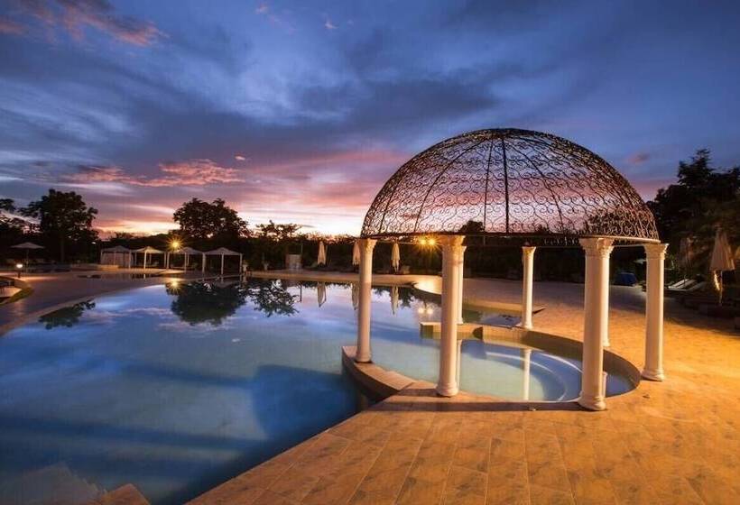 Hotel Jupiter Trevi Resort And Spa