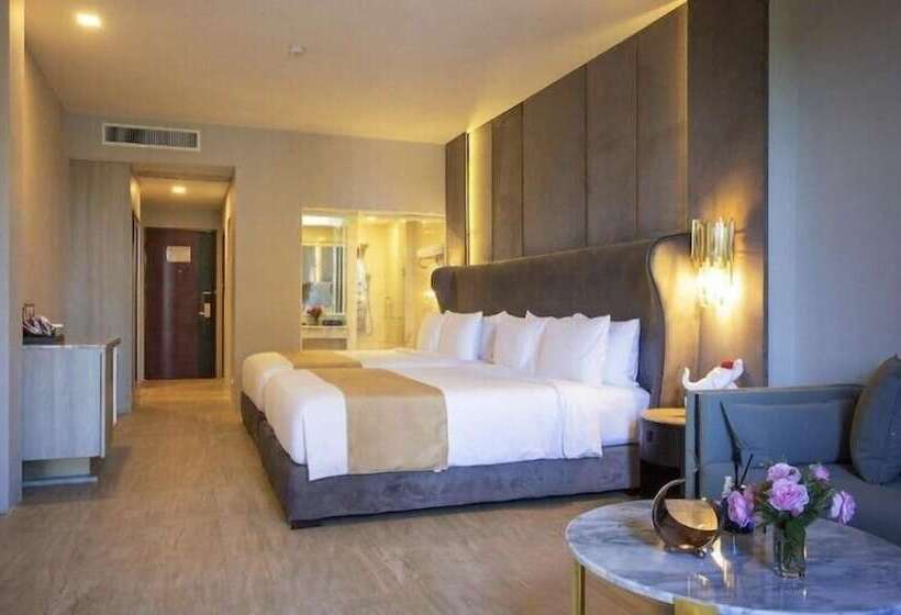 Hotel Jupiter Trevi Resort And Spa