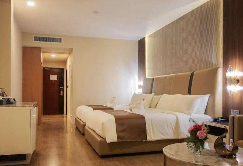 Hotel Jupiter Trevi Resort And Spa