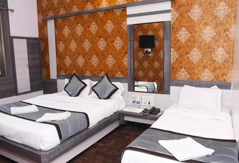 Hotelli Kiara Eshosans Palace