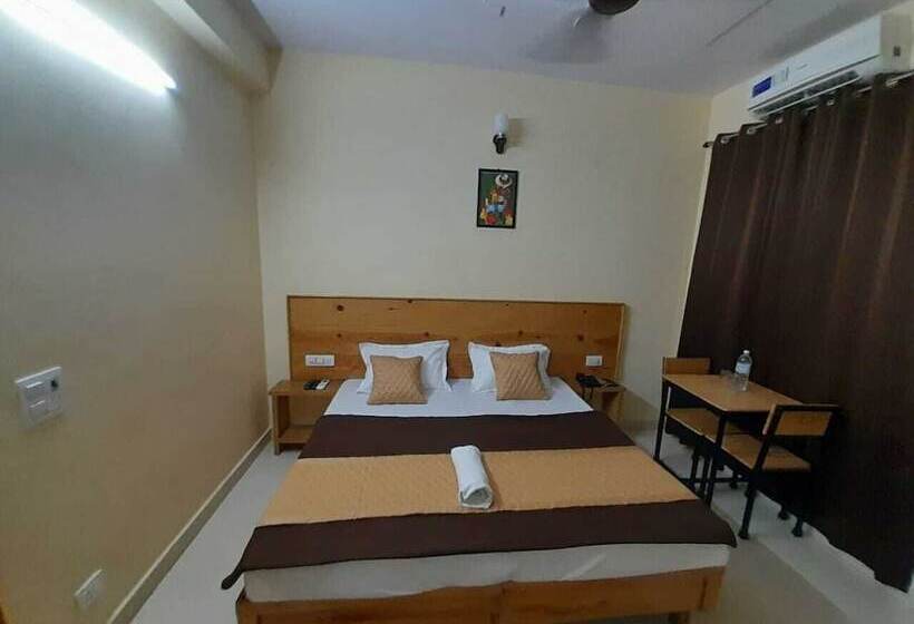 Hotel Krishna Rishikesh
