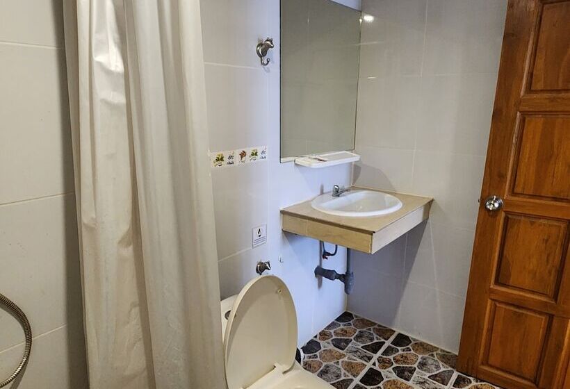 Отель Patong Dynasty Royal