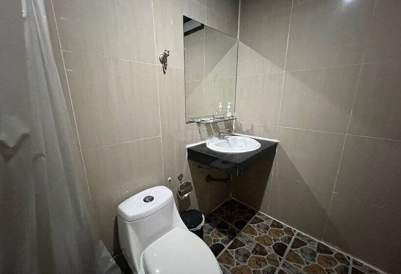 Отель Patong Dynasty Royal