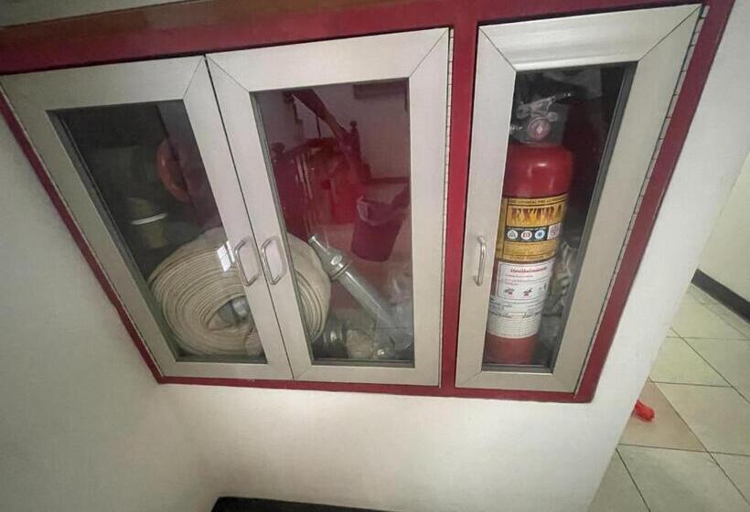 בית מלון כפרי Residence Inn Pattaya