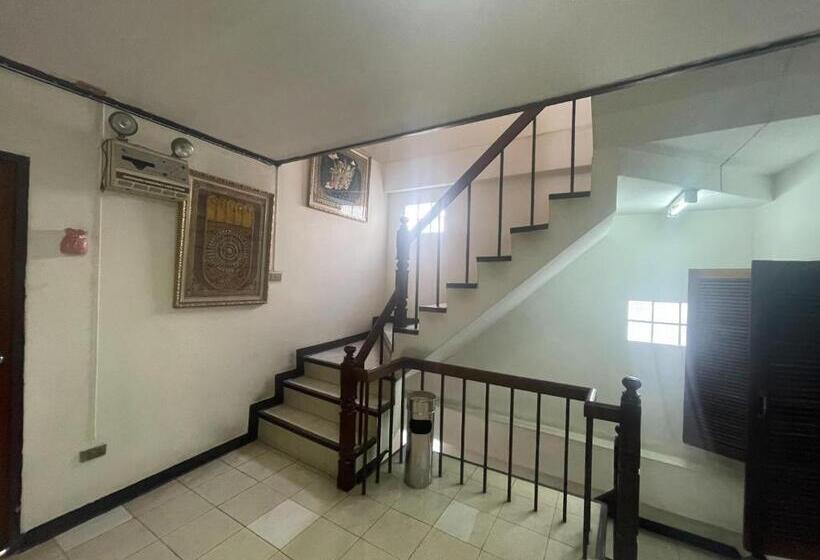 בית מלון כפרי Residence Inn Pattaya