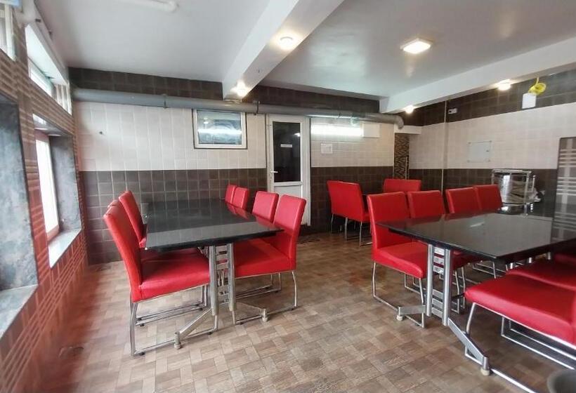 ホテル Sv Residency